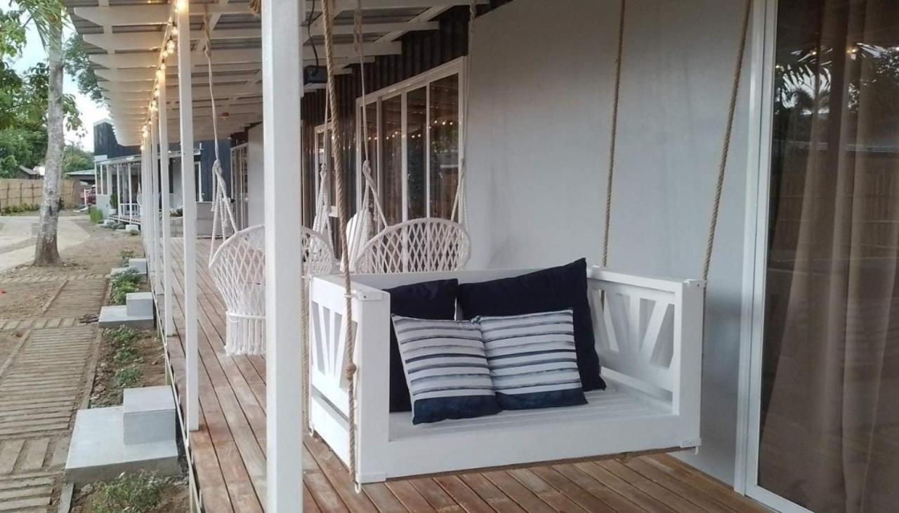 Angels Bed And Breakfast Sipalay City By Reddoorz Eksteriør billede
